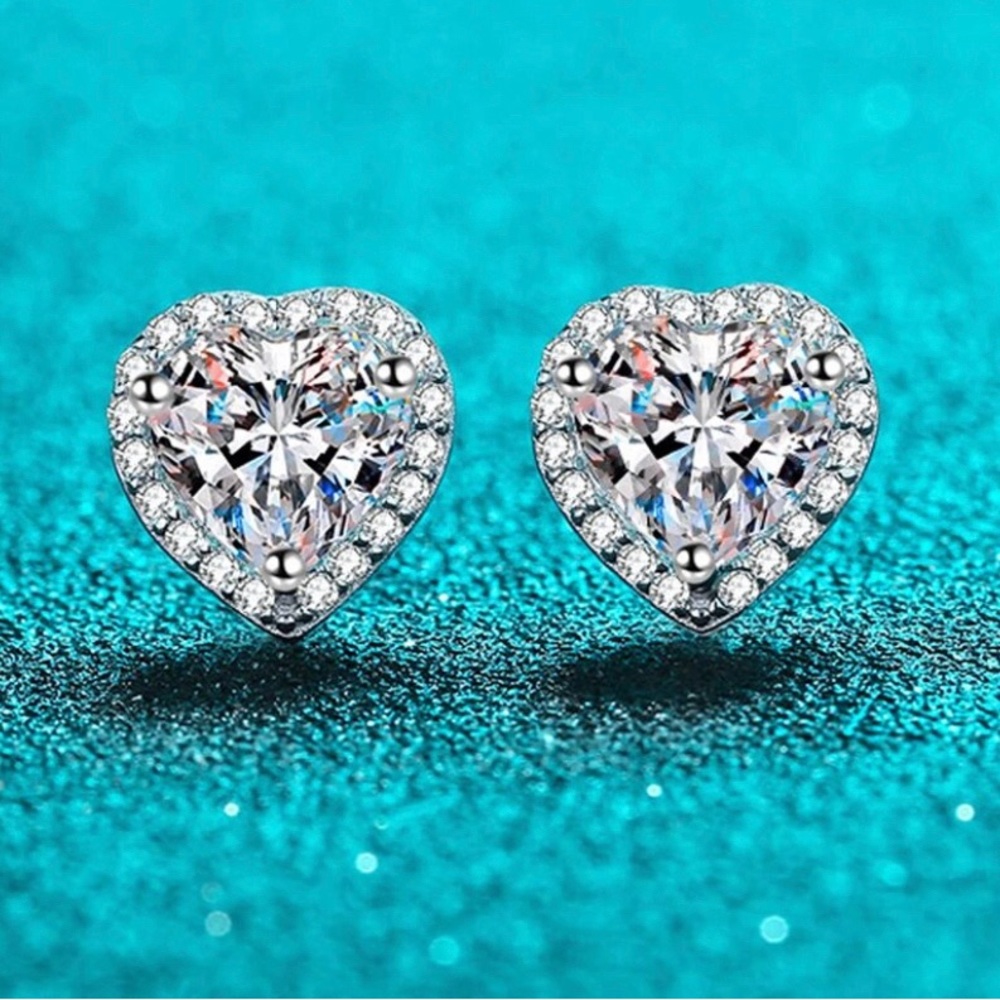 Moissanite Heart Earrings